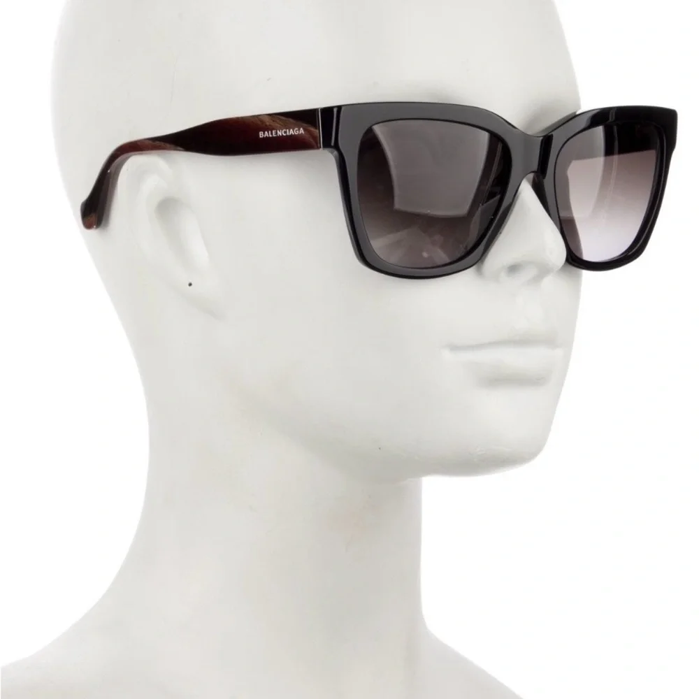 Balenciaga Black Logo Sunglasses - Picture 3 of 3